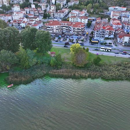 קסטוריה Lida'S Apartment Lake View מראה חיצוני תמונה