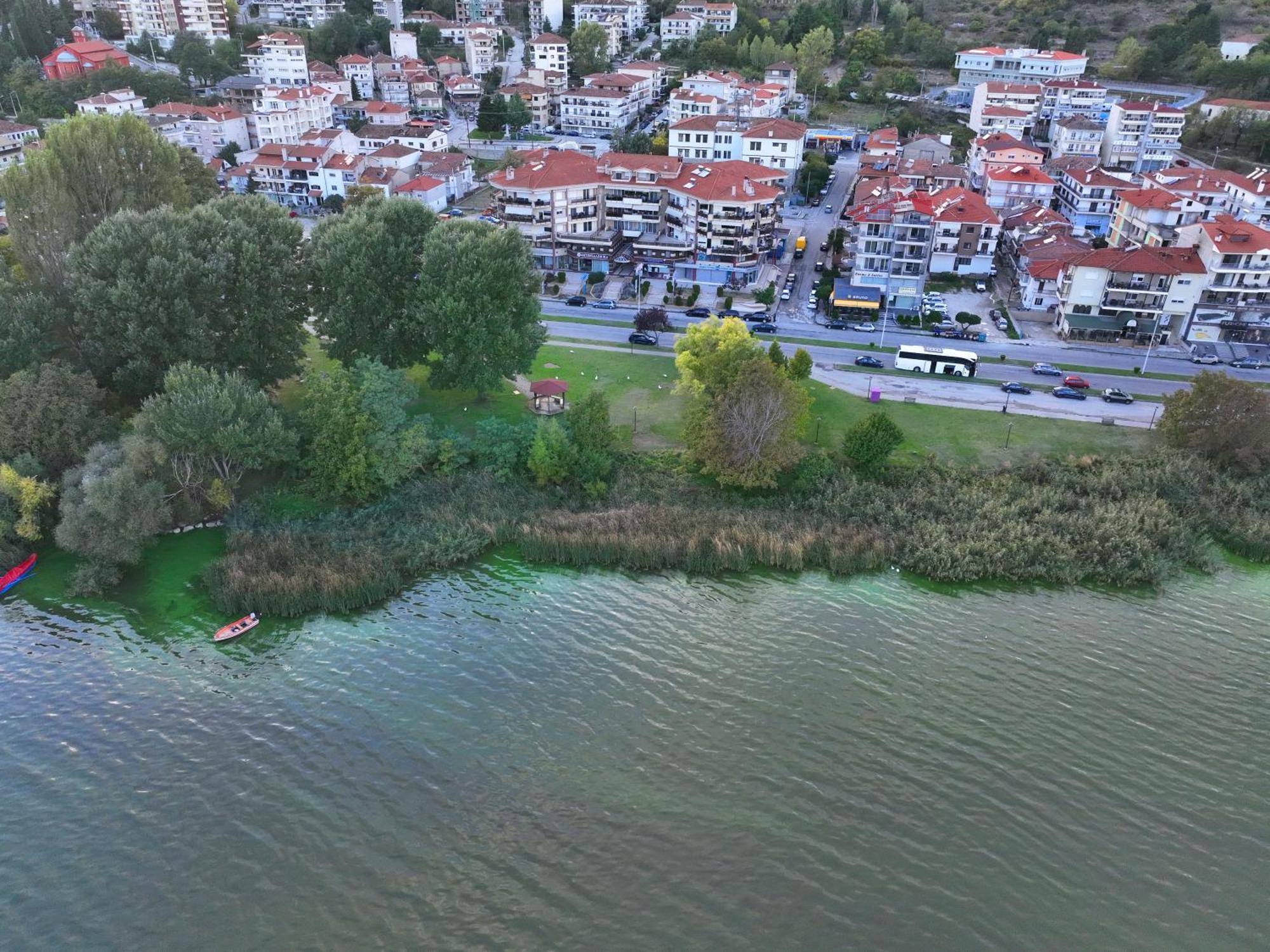 קסטוריה Lida'S Apartment Lake View מראה חיצוני תמונה